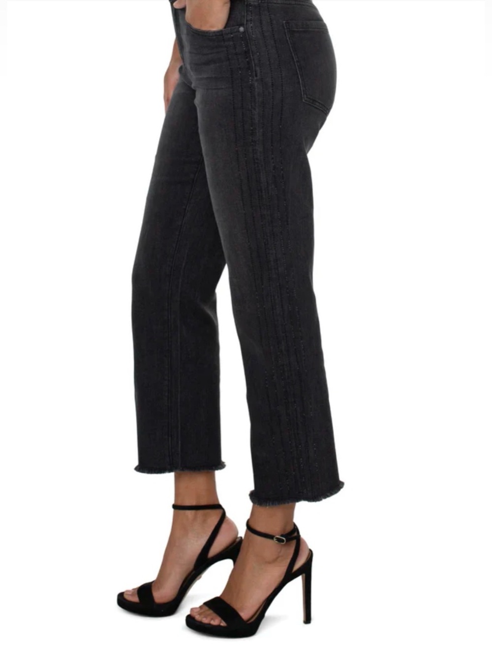 NWT LIVERPOOL KENNEDY CROP STRAIGHT LEG JEAN Crystalline size 10/30